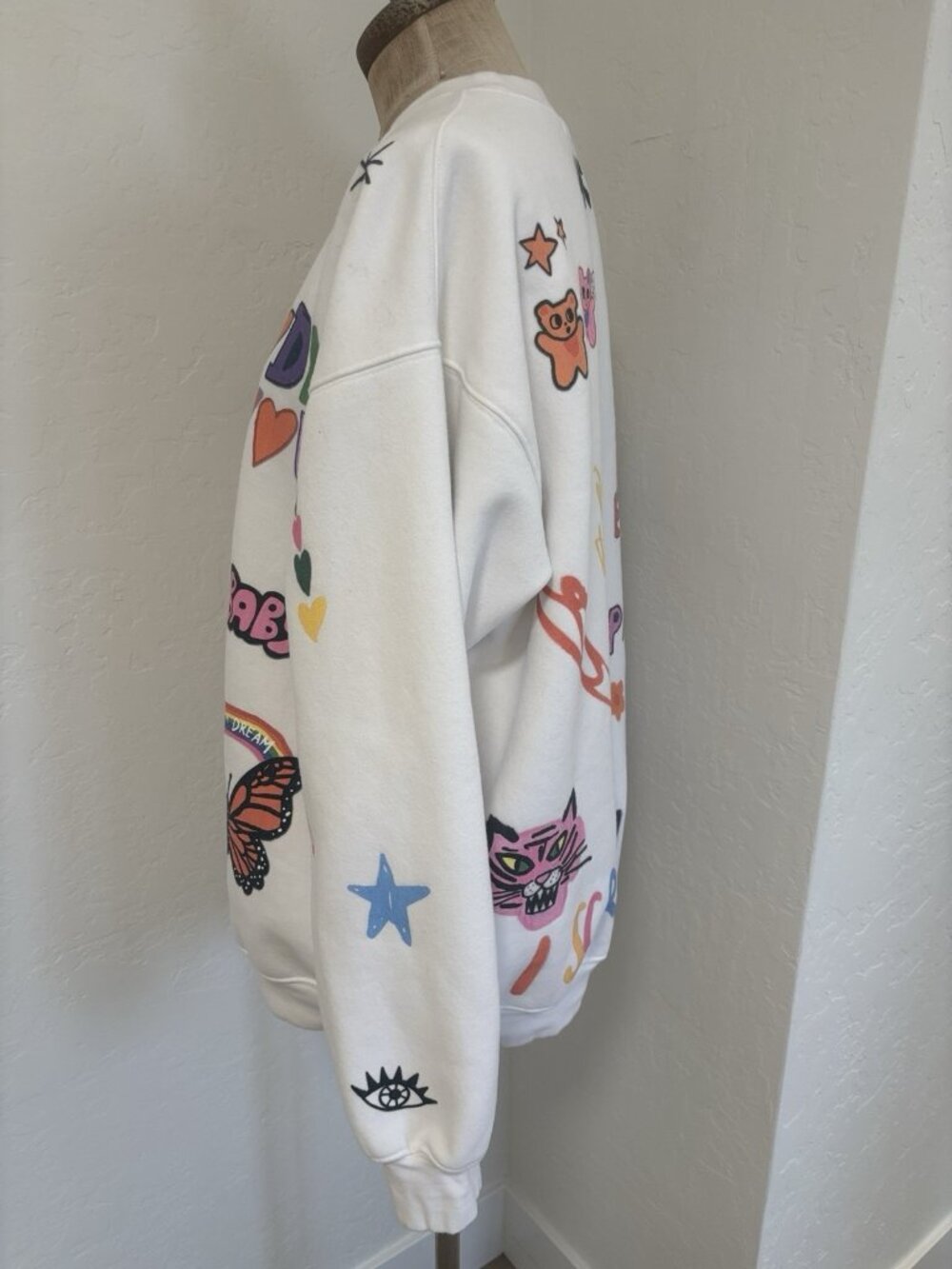 The Mayfair Group x I SCREAM COLOUR Somebody Loves You White Sweatshirt S/M Cruz - Picture 5 of 14